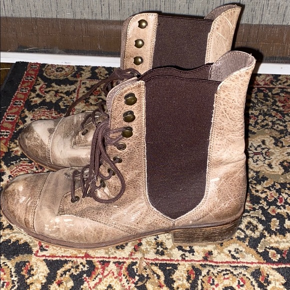 Steve Madden leather combat boots - Picture 2 of 6